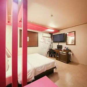Amor Hotel Hotel