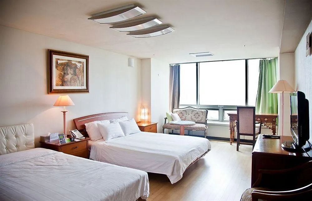 Hotel Hu Incheon Airport 4*,  South Korea